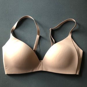 Lululemon bra 32C